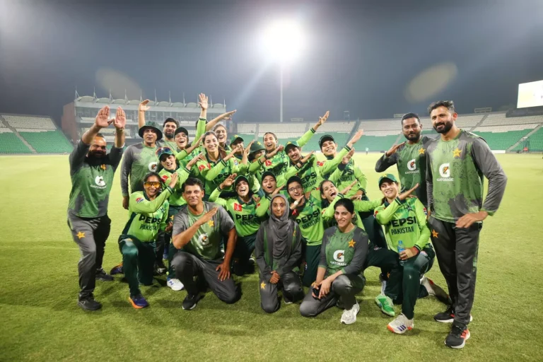 1909676-gozfzlwiaa94zt