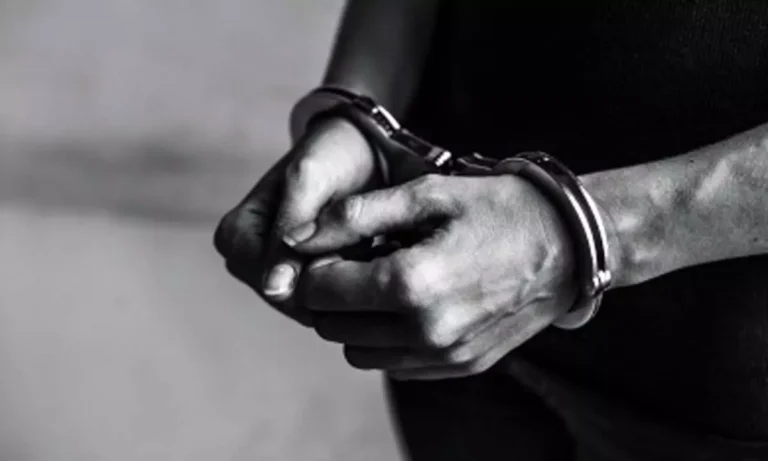 1552937-arrested