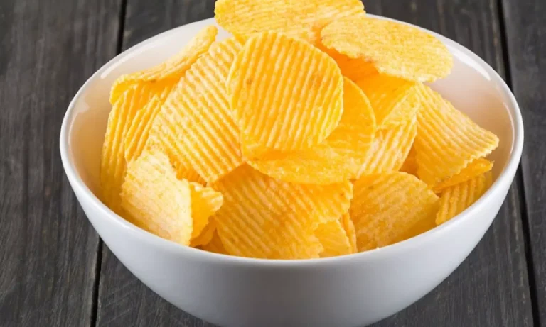 1714590-chips-packet