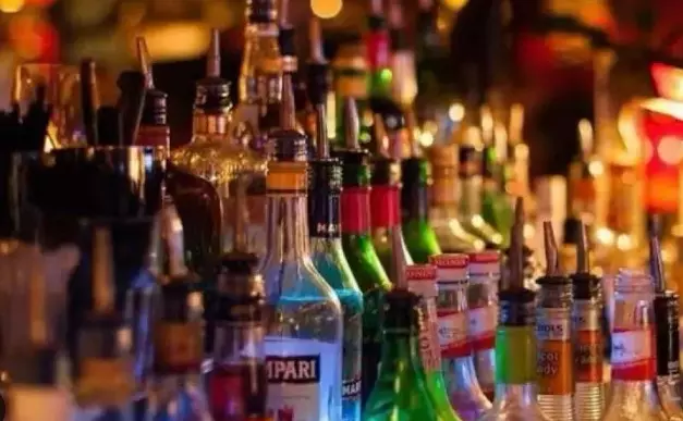 1897454-liquore