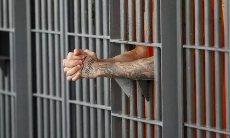 1911709-jail