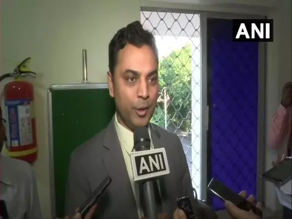 1914258-ani-20250503211355