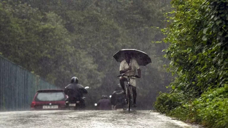 1920922-kerala-rains-1657247982