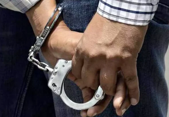 395079-arrested
