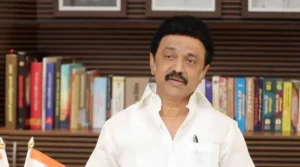 MK-Stalin_Chess-2-1-1-300x167-1