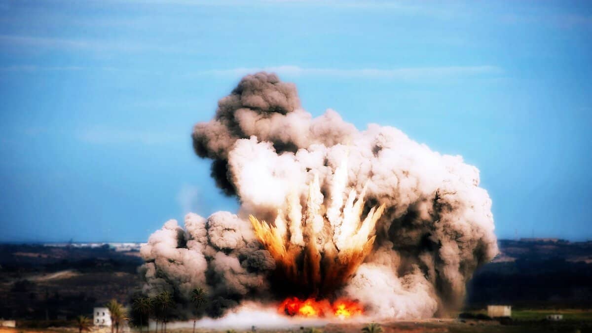 nuclear-weapon-june18